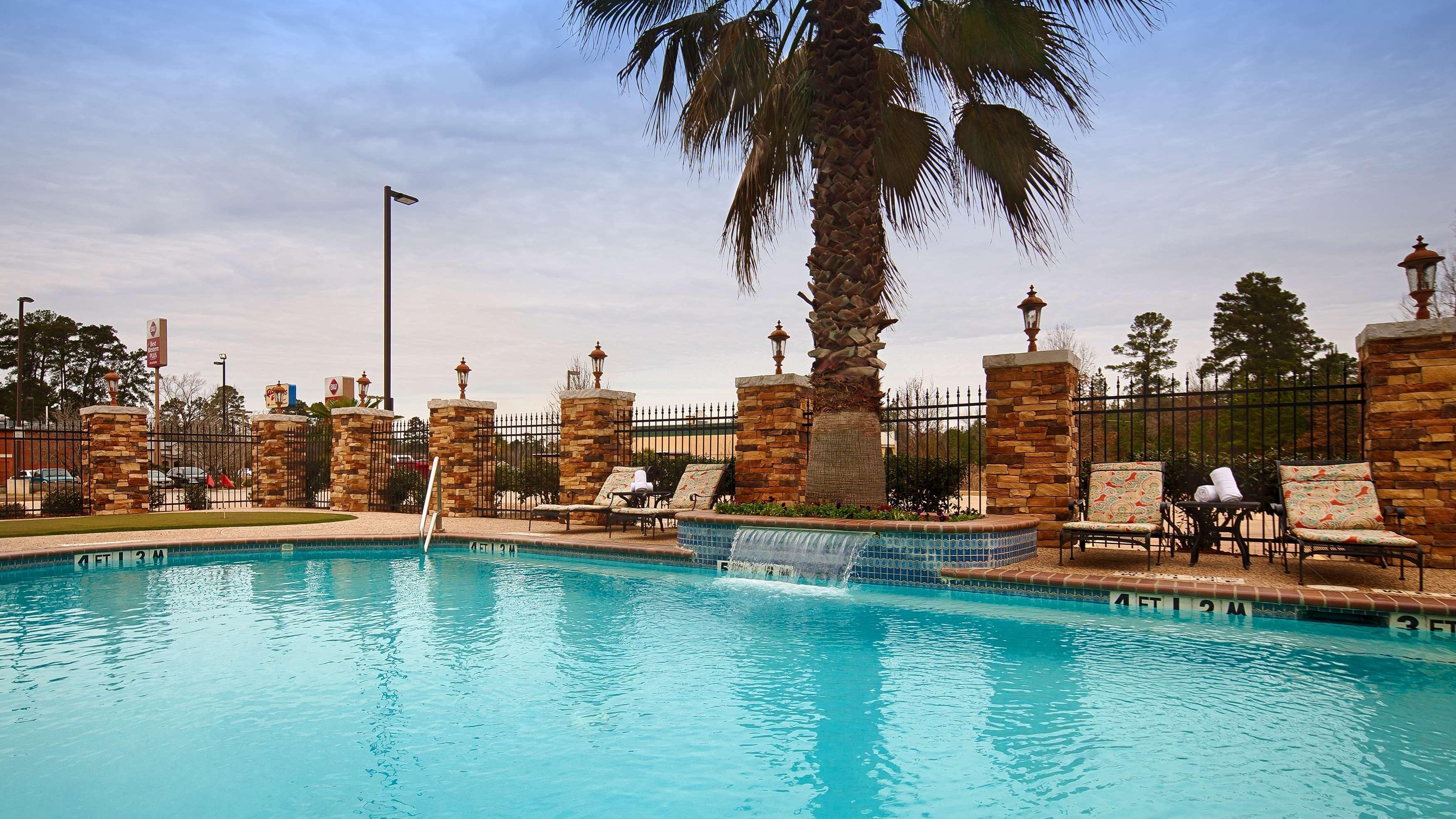 Best Western Plus Crown Colony Inn & Suites Lufkin Exteriör bild