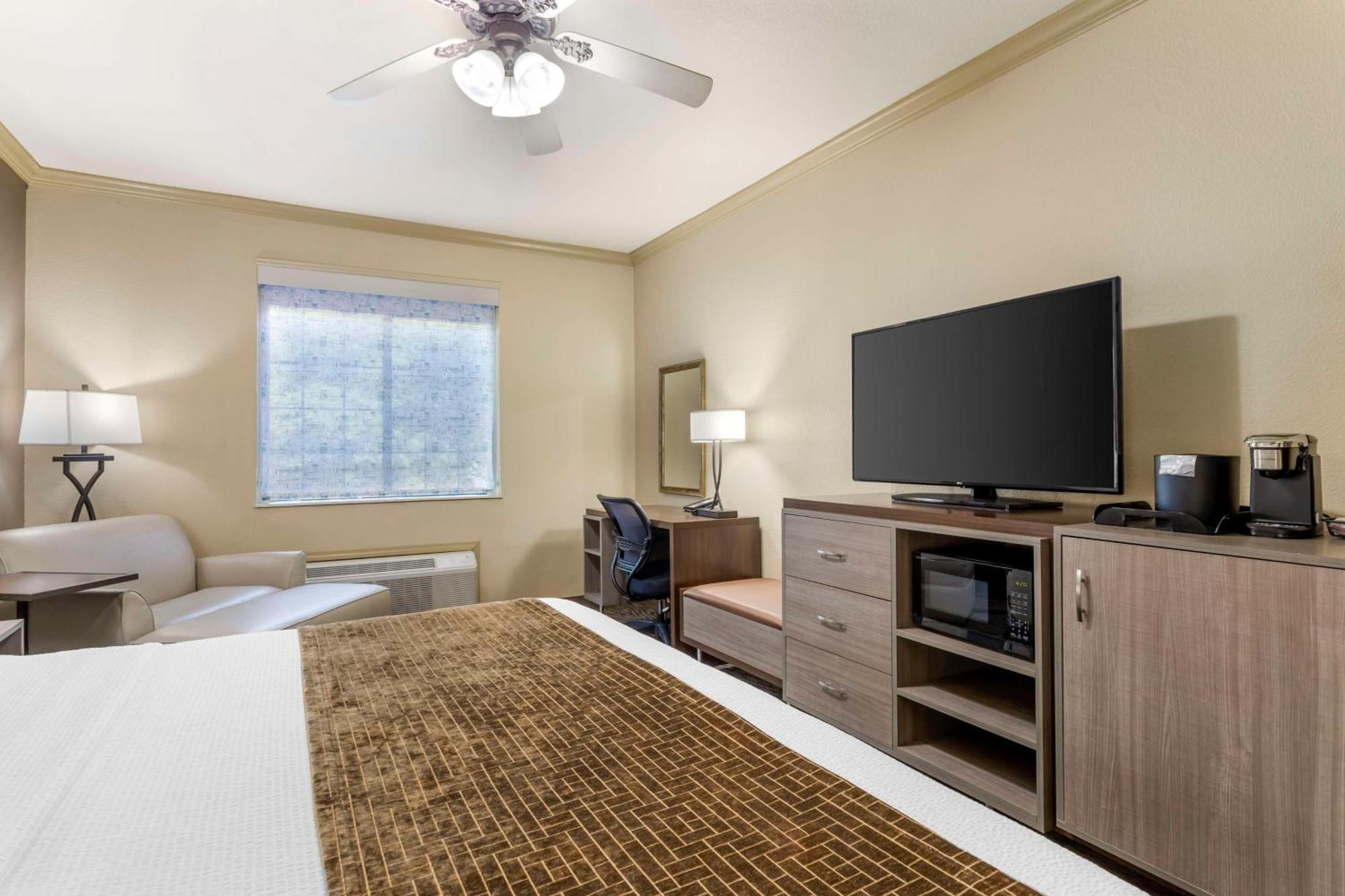 Best Western Plus Crown Colony Inn & Suites Lufkin Exteriör bild