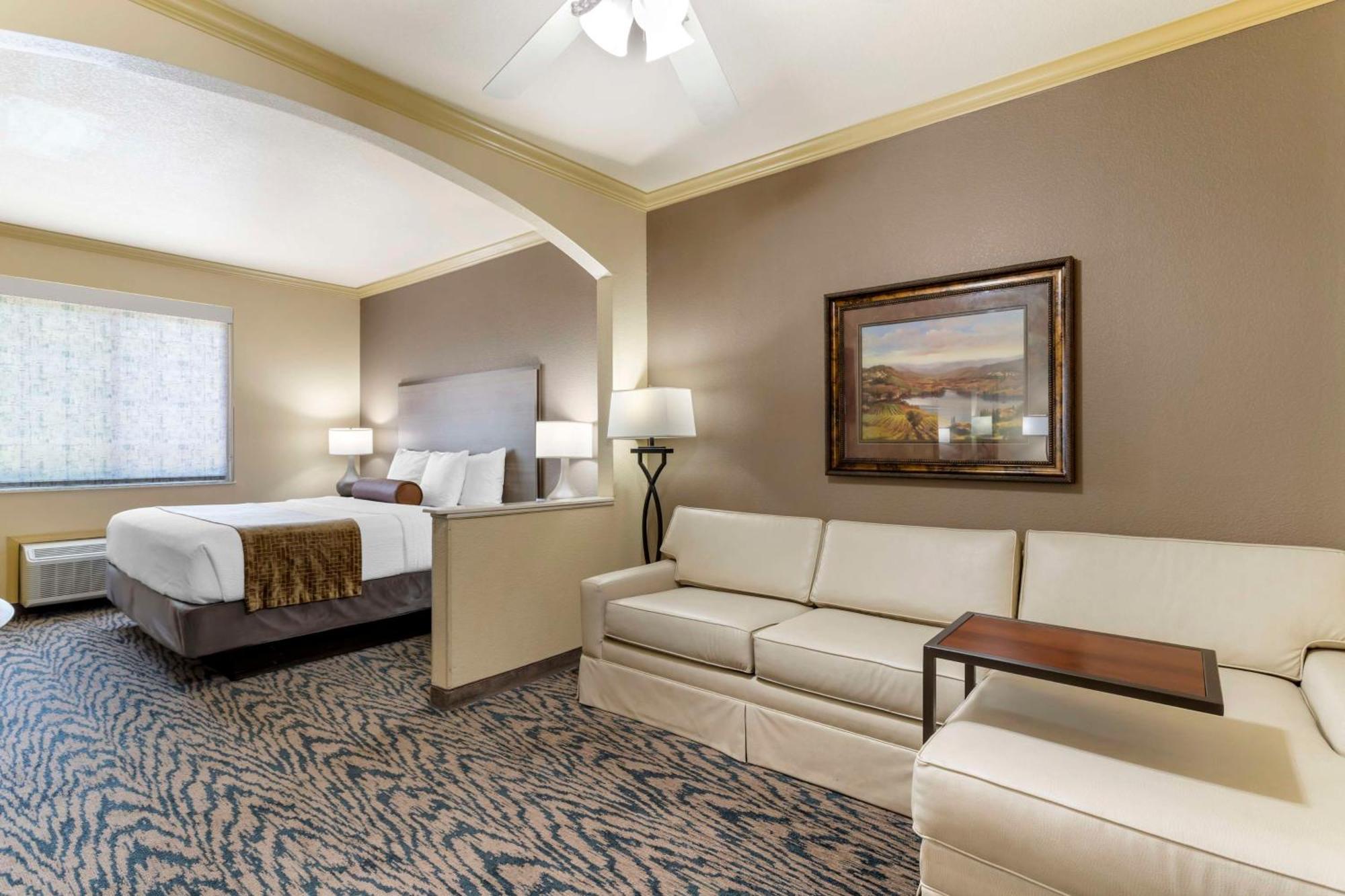 Best Western Plus Crown Colony Inn & Suites Lufkin Exteriör bild
