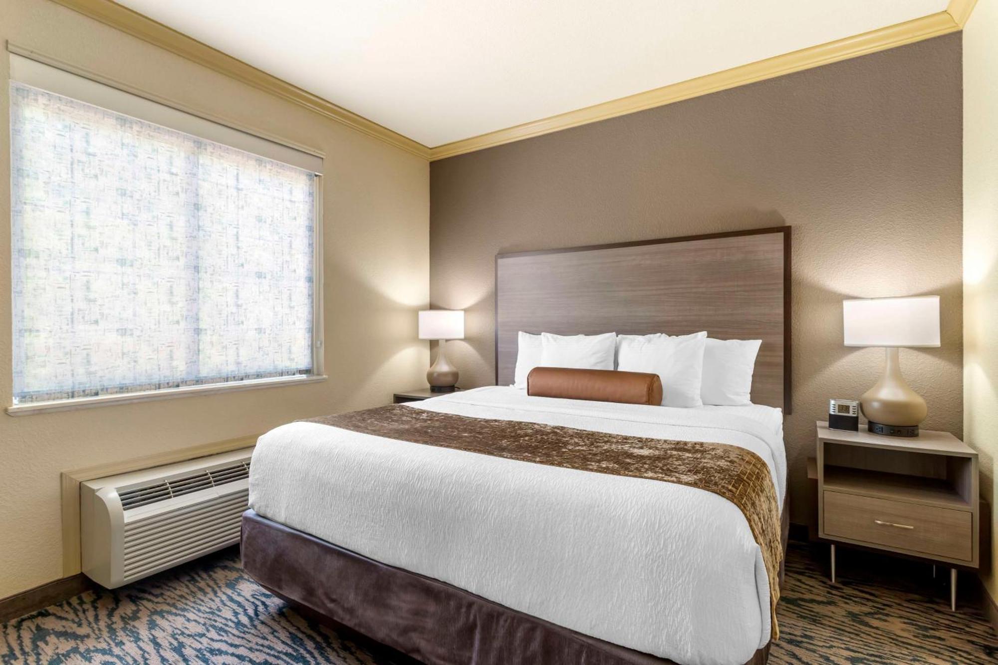 Best Western Plus Crown Colony Inn & Suites Lufkin Exteriör bild