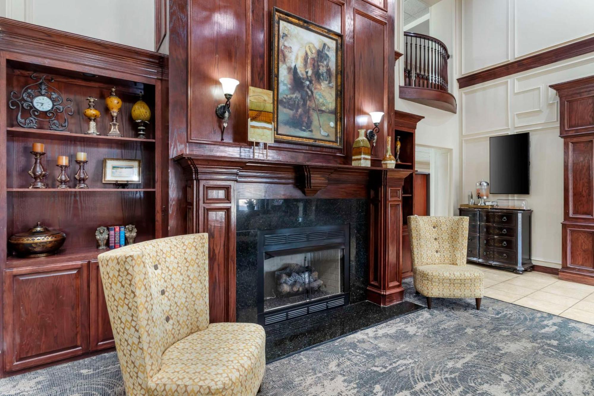 Best Western Plus Crown Colony Inn & Suites Lufkin Exteriör bild