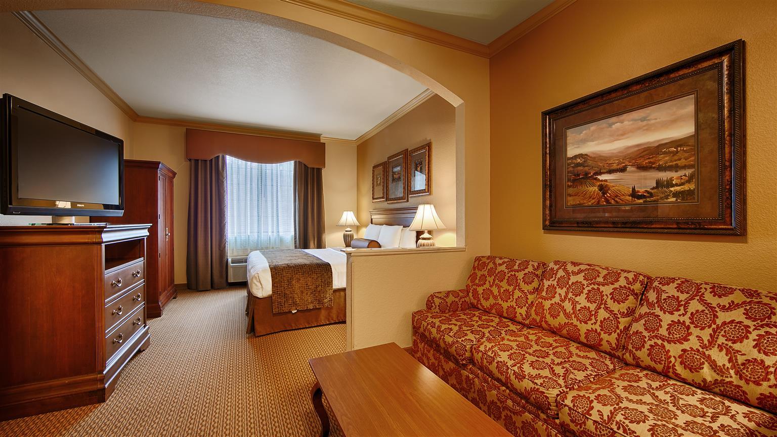 Best Western Plus Crown Colony Inn & Suites Lufkin Exteriör bild
