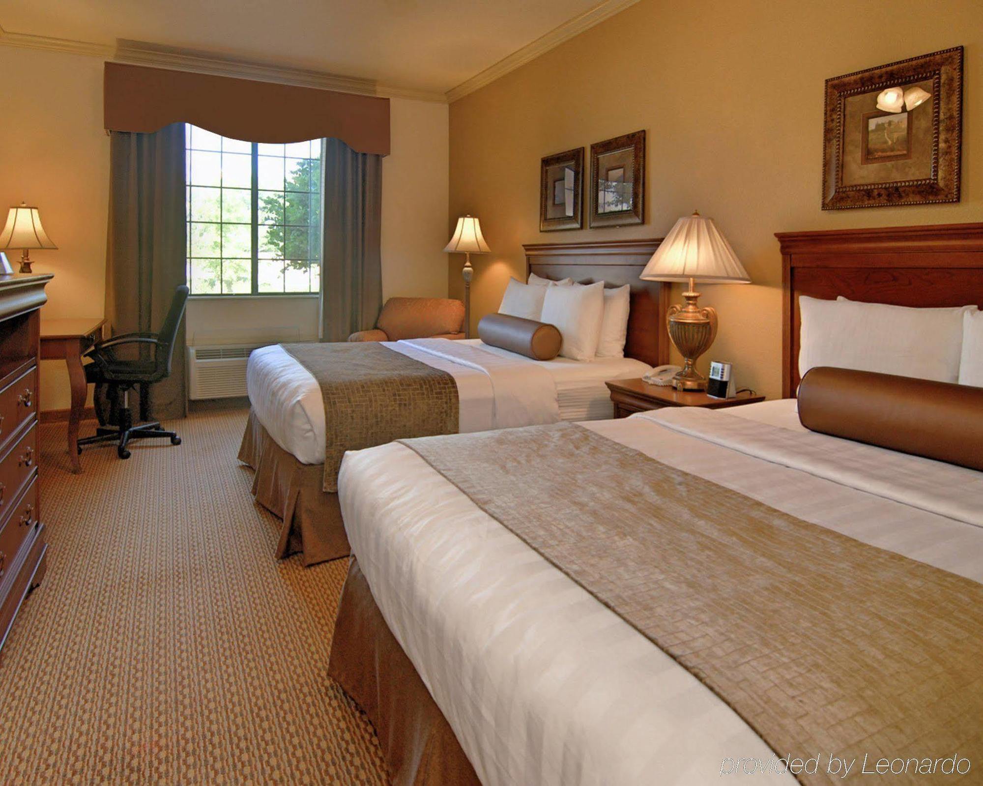 Best Western Plus Crown Colony Inn & Suites Lufkin Exteriör bild